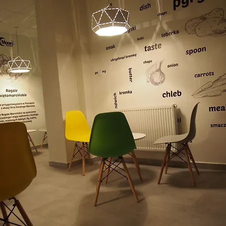 旅馆 Moon 波兹南