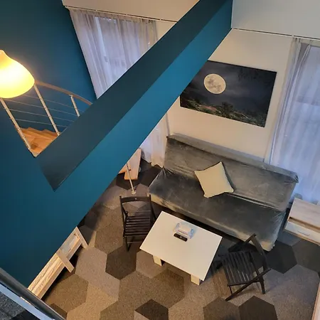 Moon אכסניה פוזנן