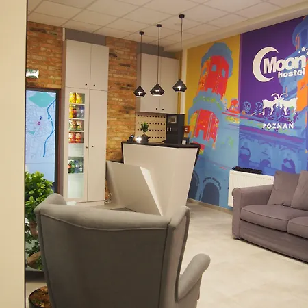 Moon Hostel Πόζναν