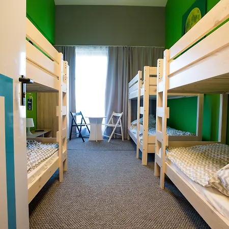 Moon אכסניה פוזנן